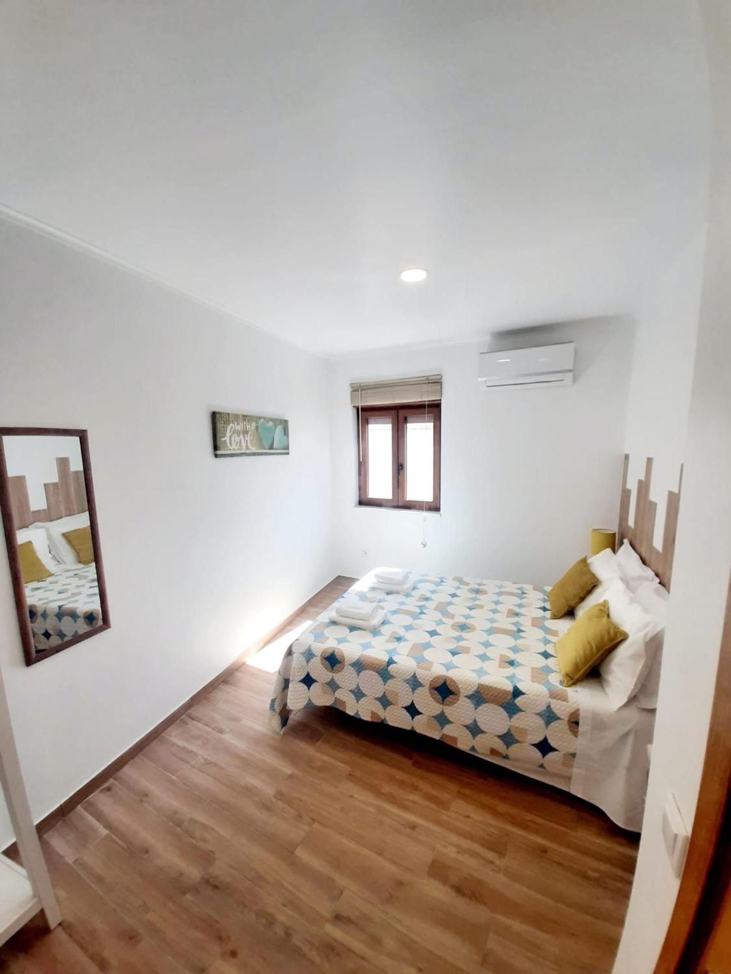 Casa Barbara - No Centro Historico De Aljezur Villa Eksteriør billede